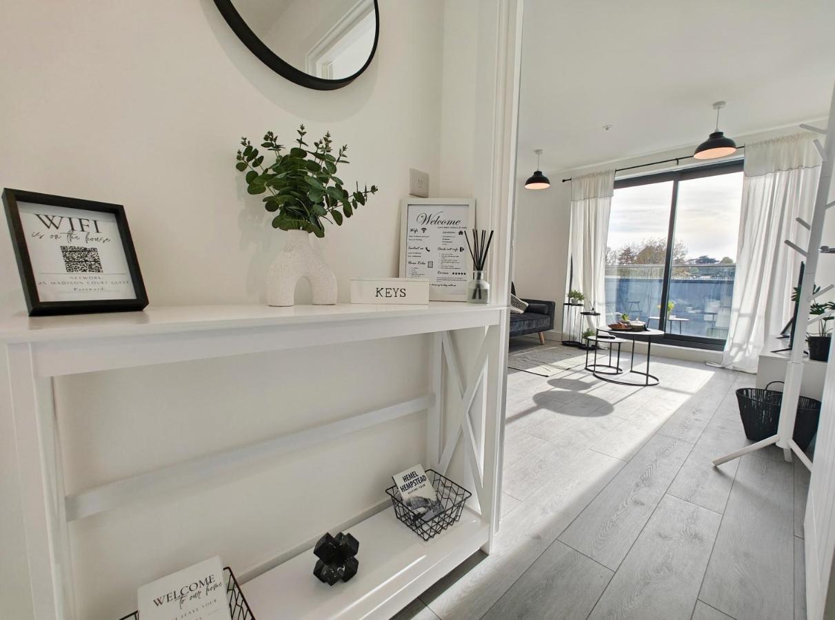 Modern City Apartment Hemel Hempstead Extérieur photo